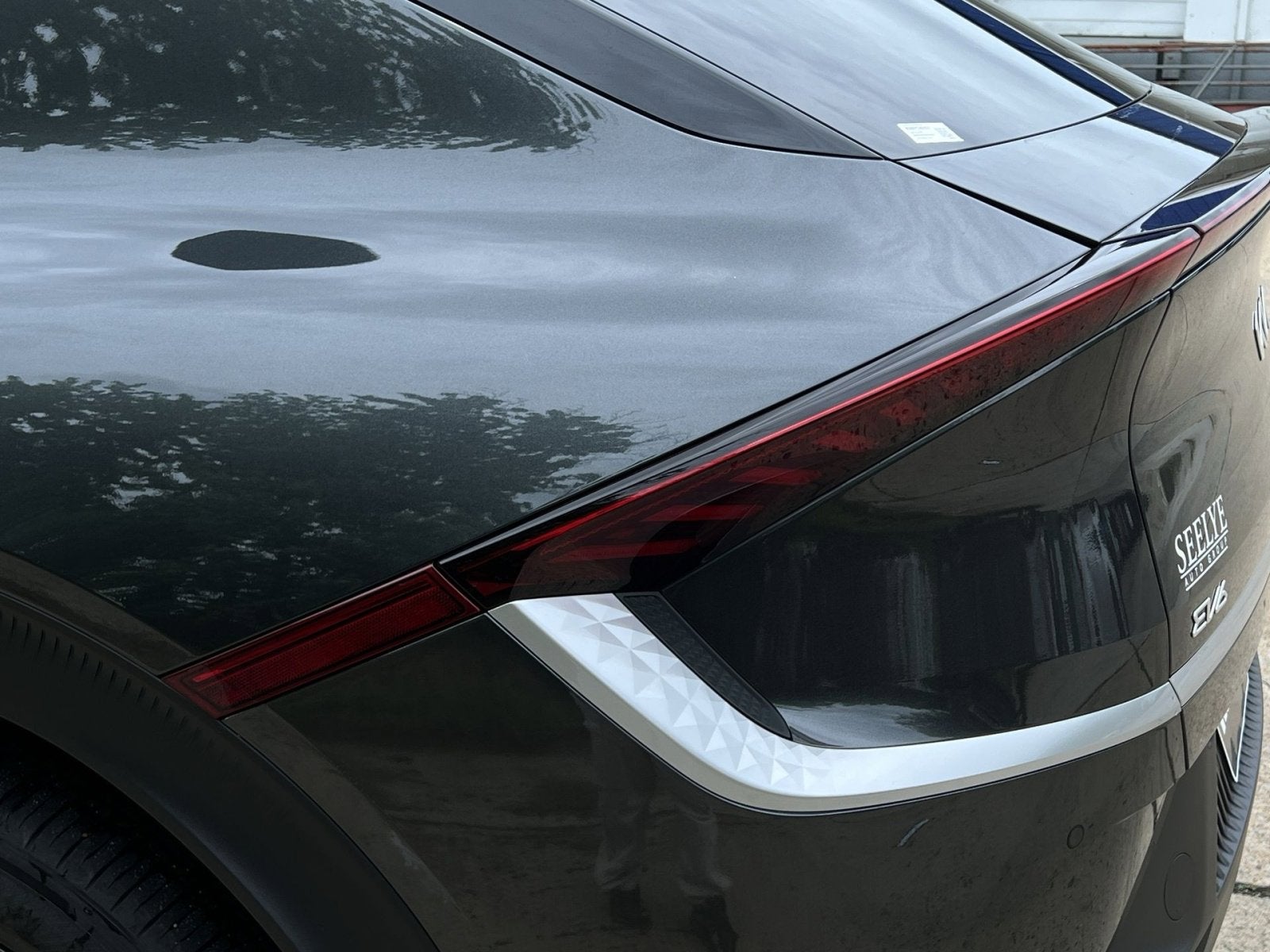 2024 Kia EV6 Light