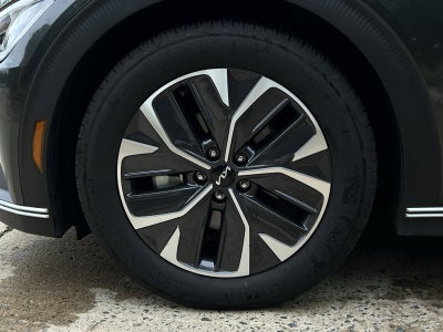 2024 Kia EV6 Light