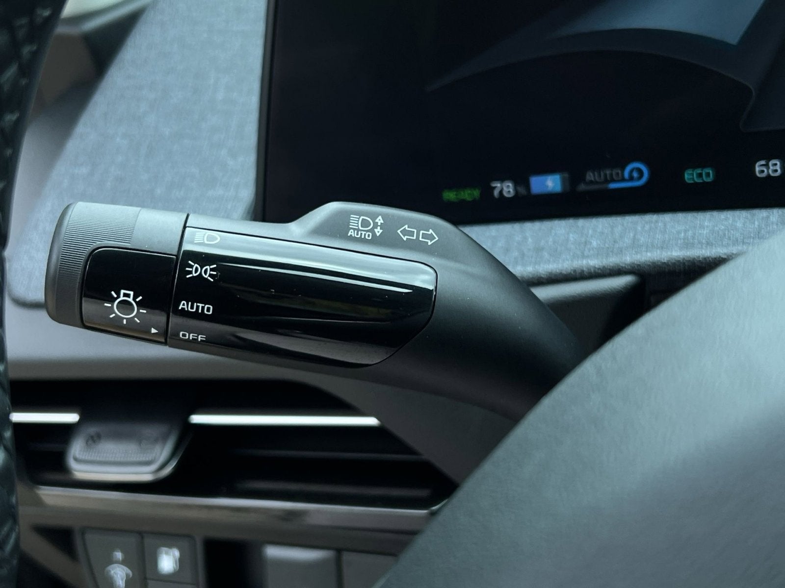 2024 Kia EV6 Light