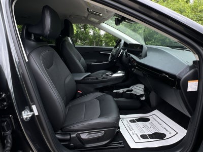 2024 Kia EV6 Light