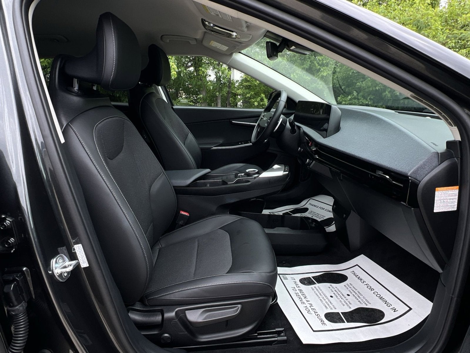 2024 Kia EV6 Light