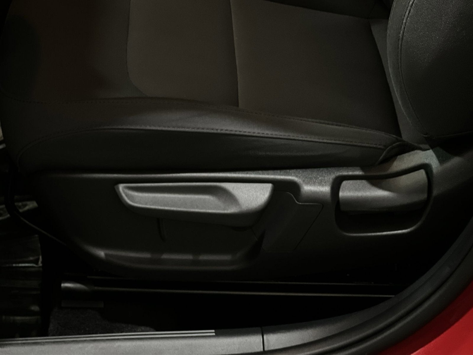 2024 Kia Niro LX