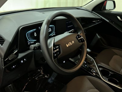 2024 Kia Niro LX
