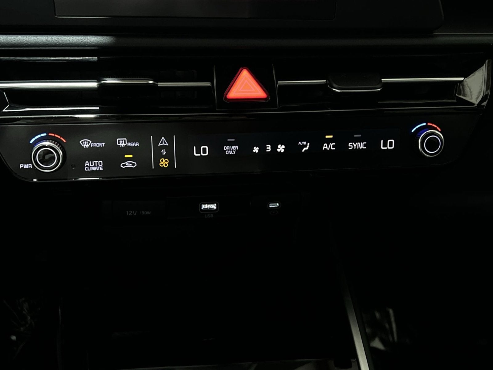 2024 Kia Niro LX