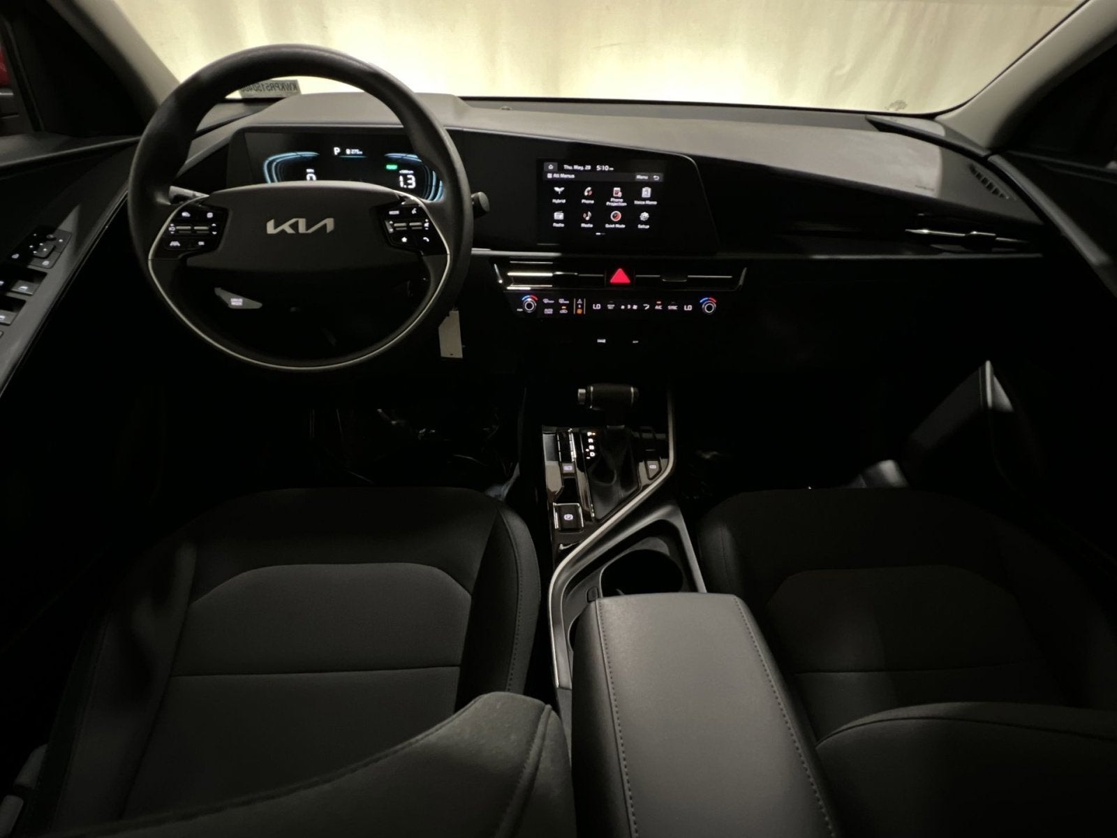 2024 Kia Niro LX