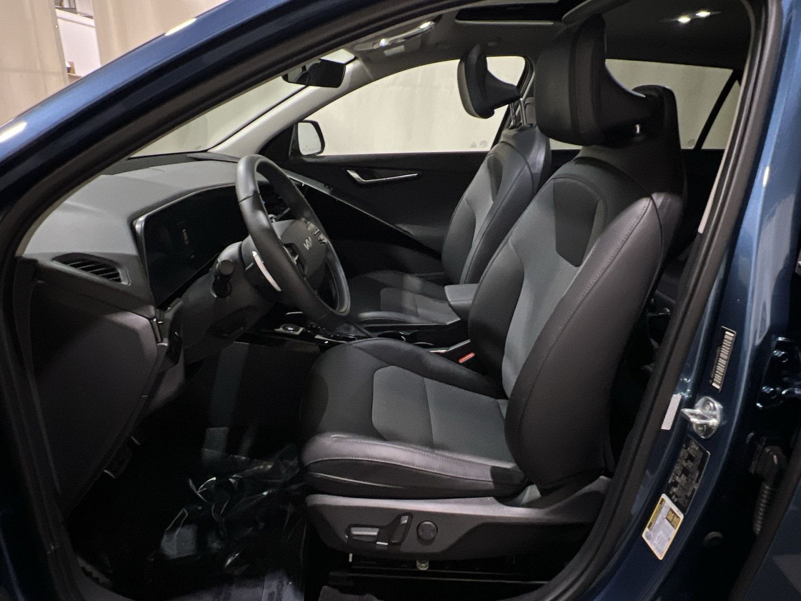 2024 Kia Niro EX Touring
