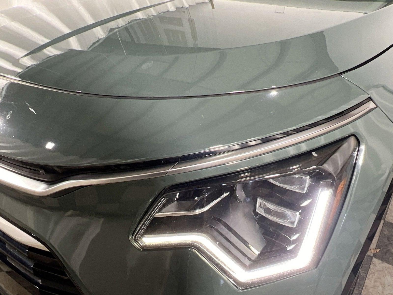 2023 Kia Niro Plug-In Hybrid SX