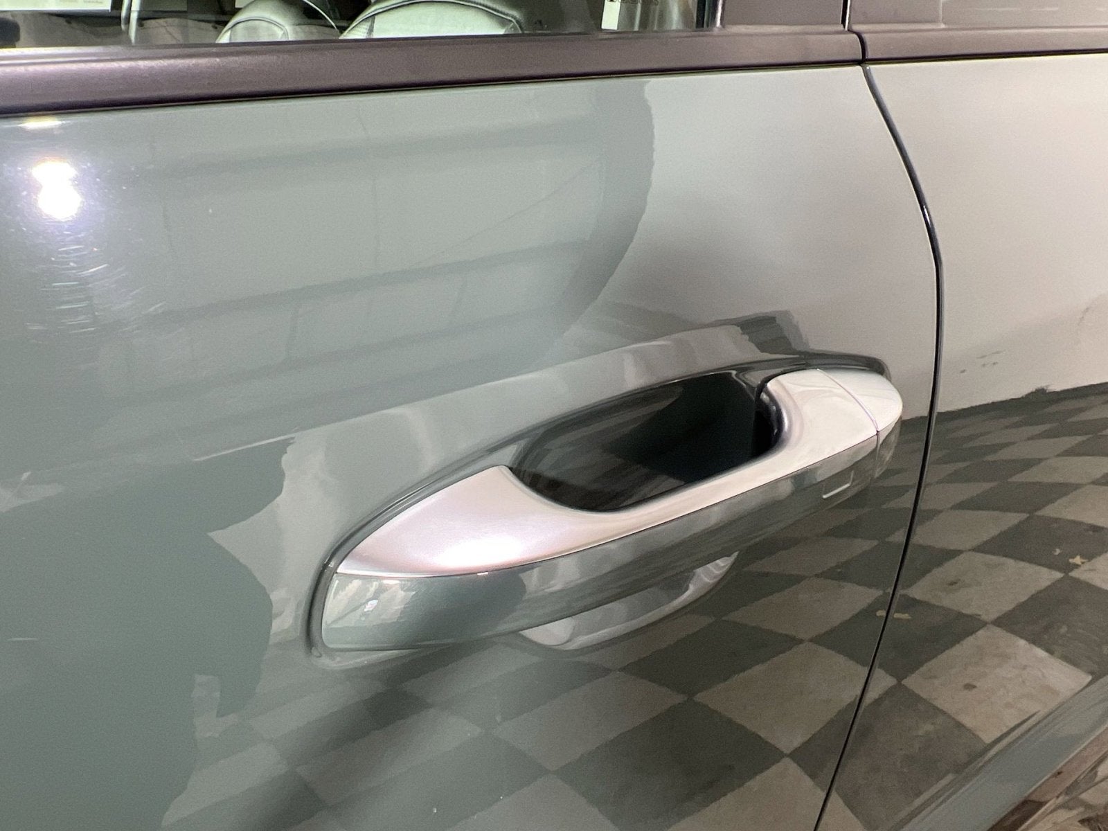 2023 Kia Niro Plug-In Hybrid SX