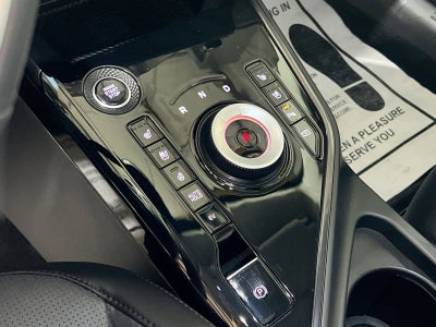 2023 Kia Niro Plug-In Hybrid SX