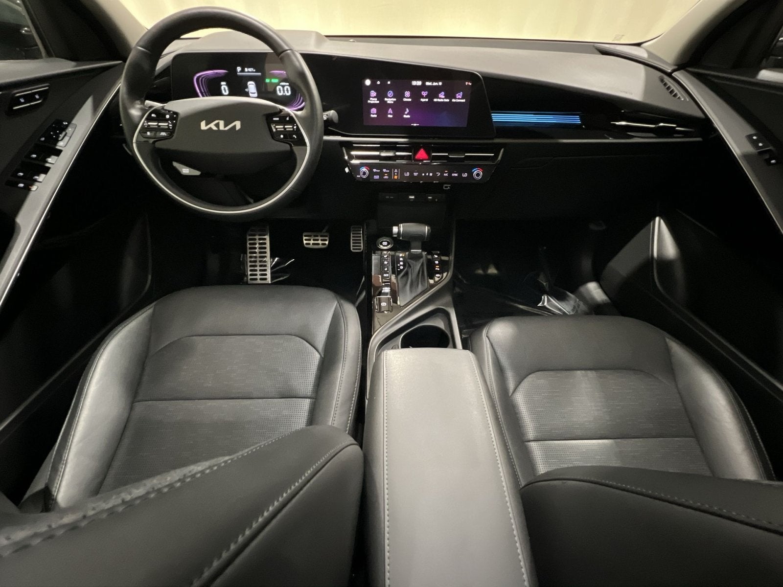 2023 Kia Niro SX Touring