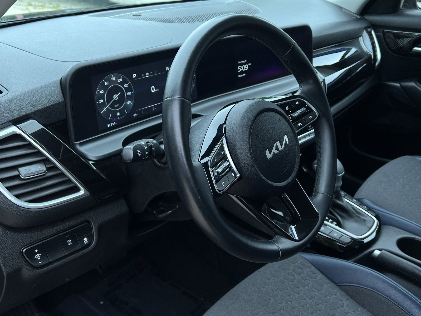 2024 Kia Seltos S