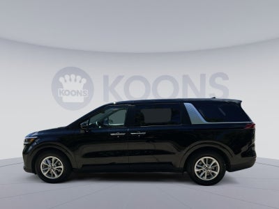 2024 Kia Carnival LX