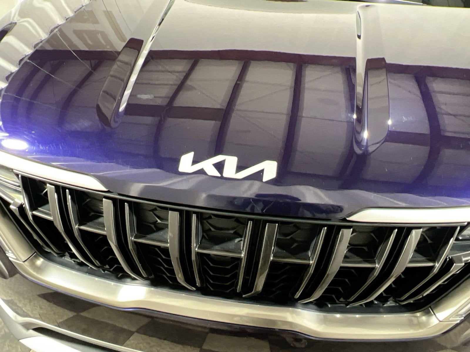 2024 Kia Carnival LX