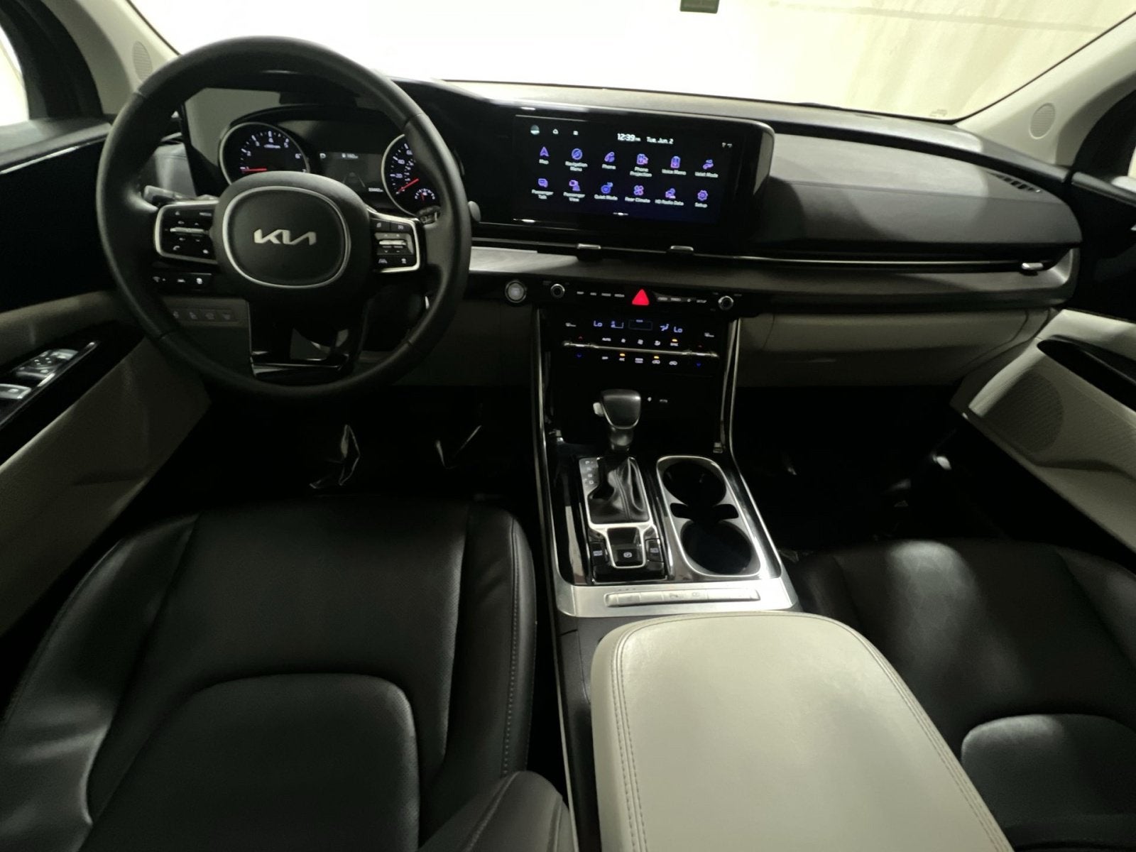 2024 Kia Carnival EX