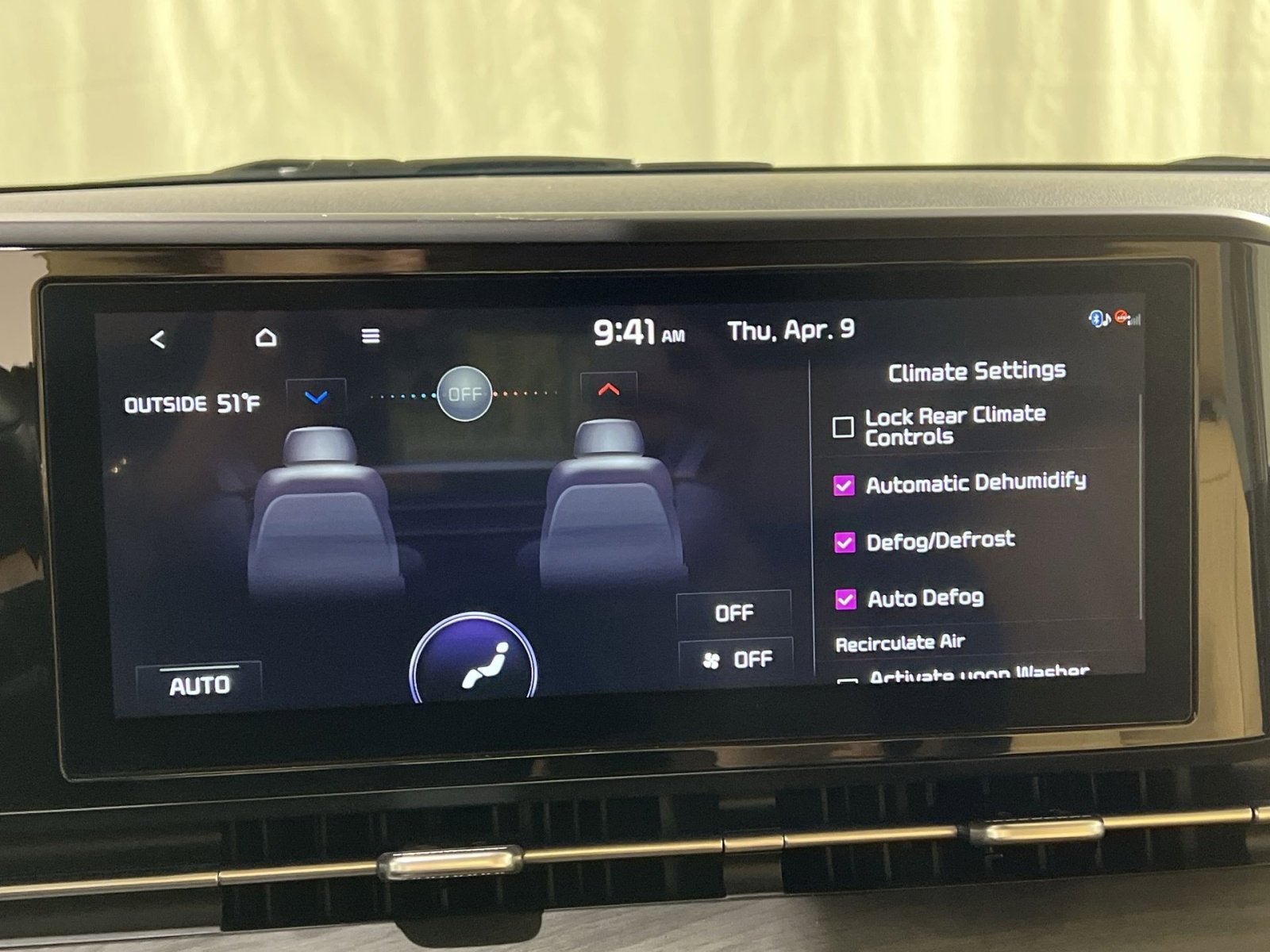 2024 Kia Carnival EX