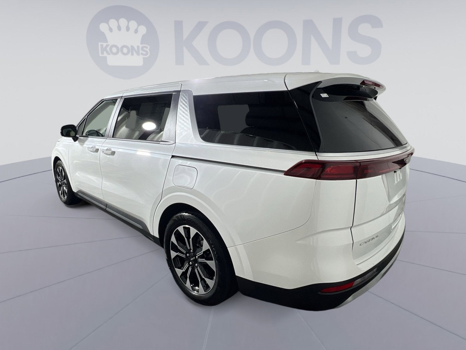 2024 Kia Carnival EX