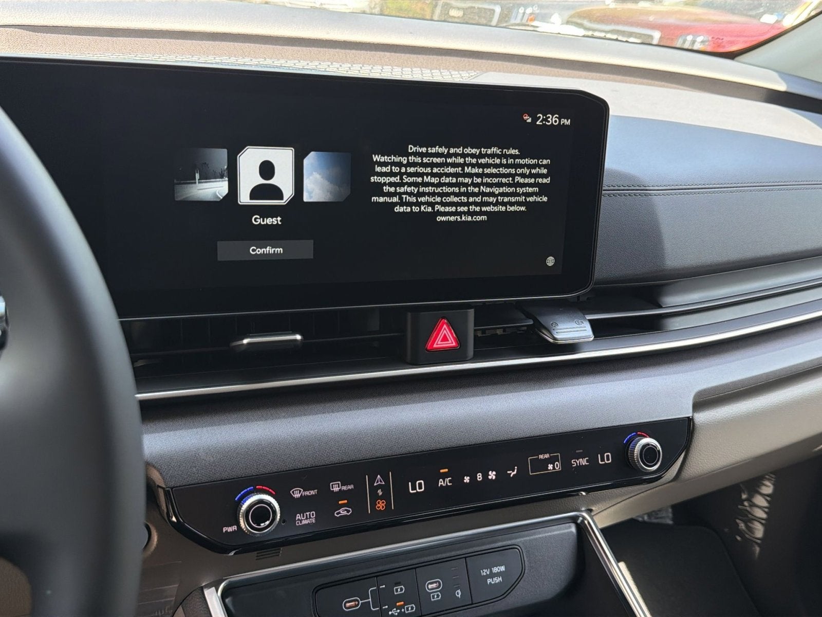 2026 Kia Carnival EX