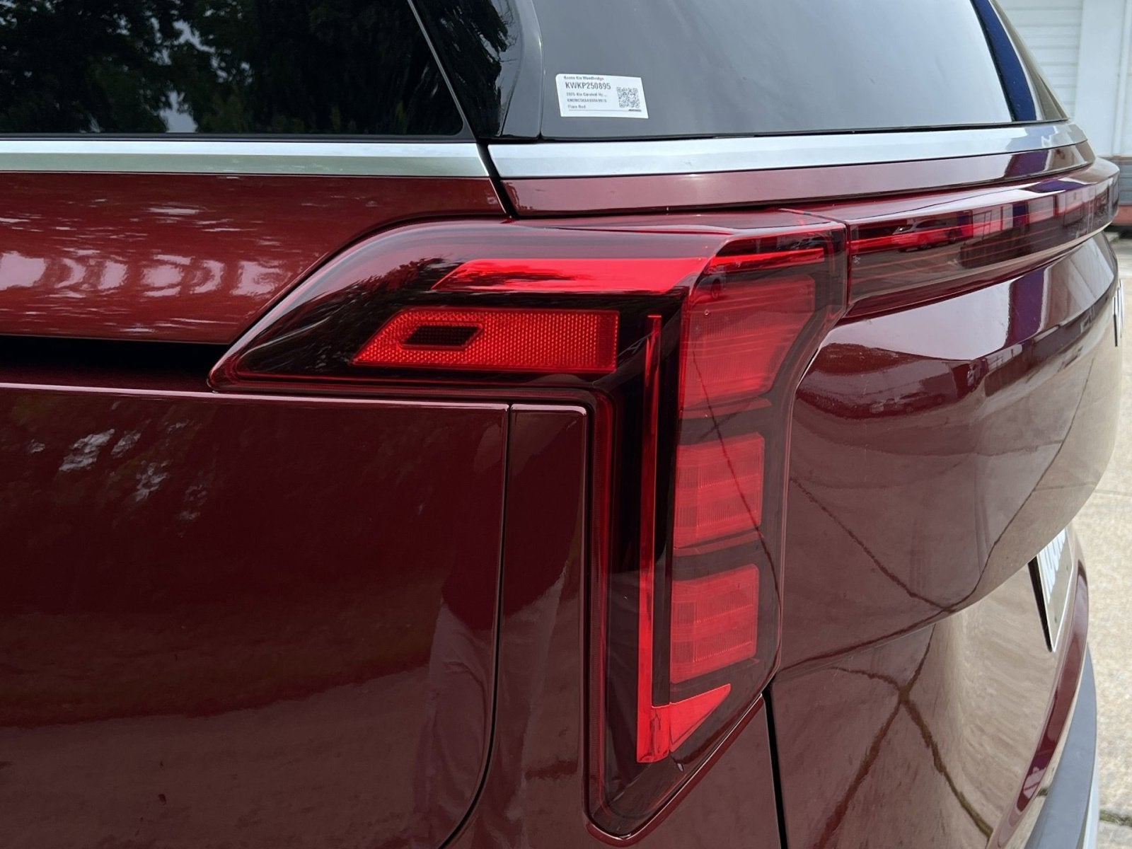 2025 Kia Carnival Hybrid EX