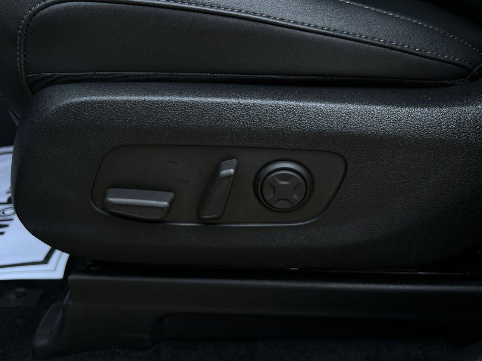 2025 Kia Carnival Hybrid EX
