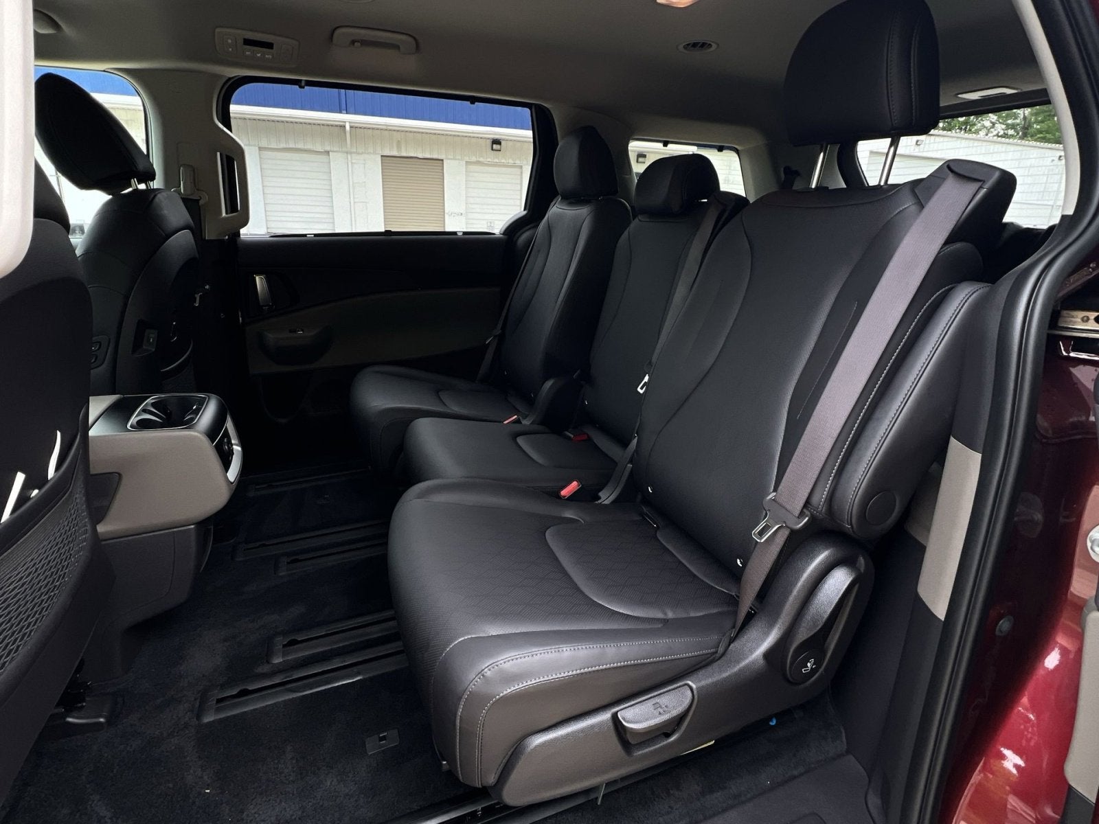 2025 Kia Carnival Hybrid EX