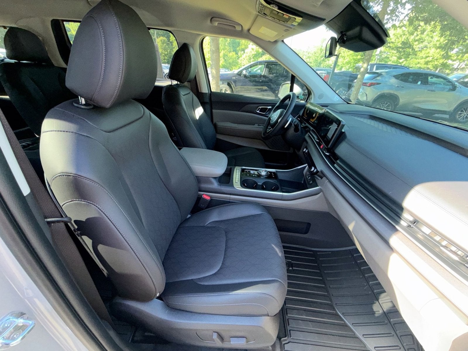 2026 Kia Carnival Hybrid EX