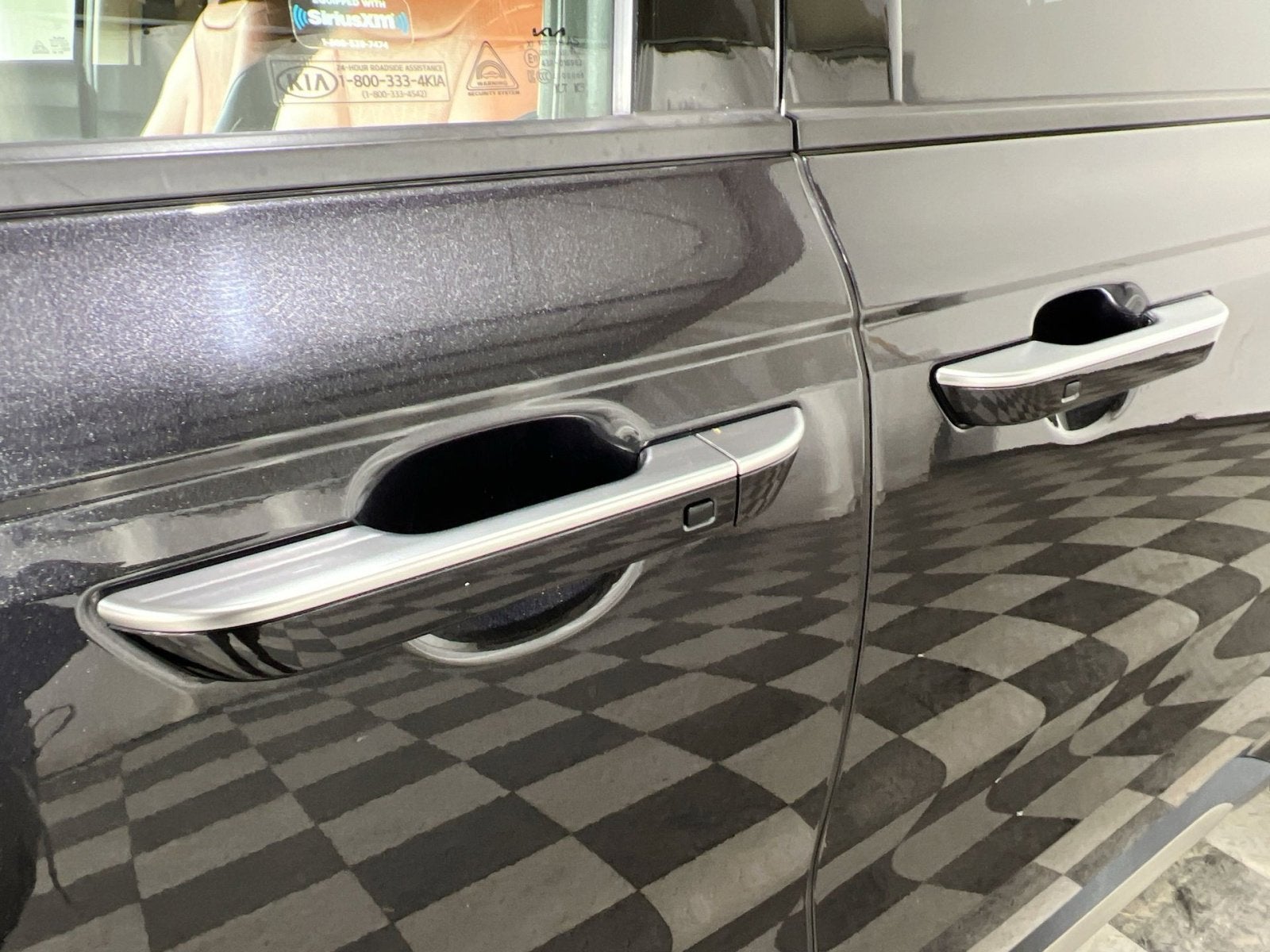 2023 Kia Carnival SX