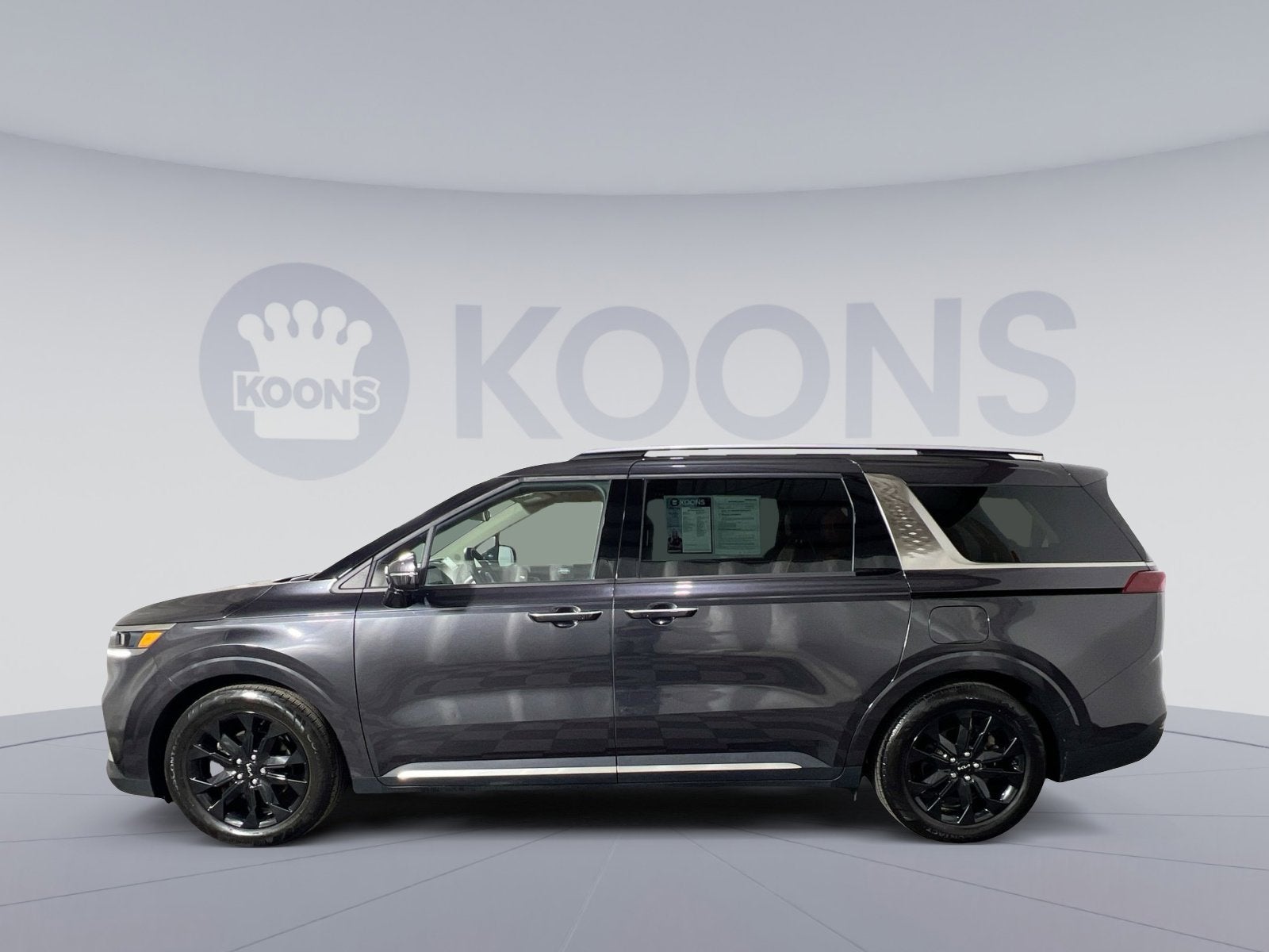 2023 Kia Carnival SX