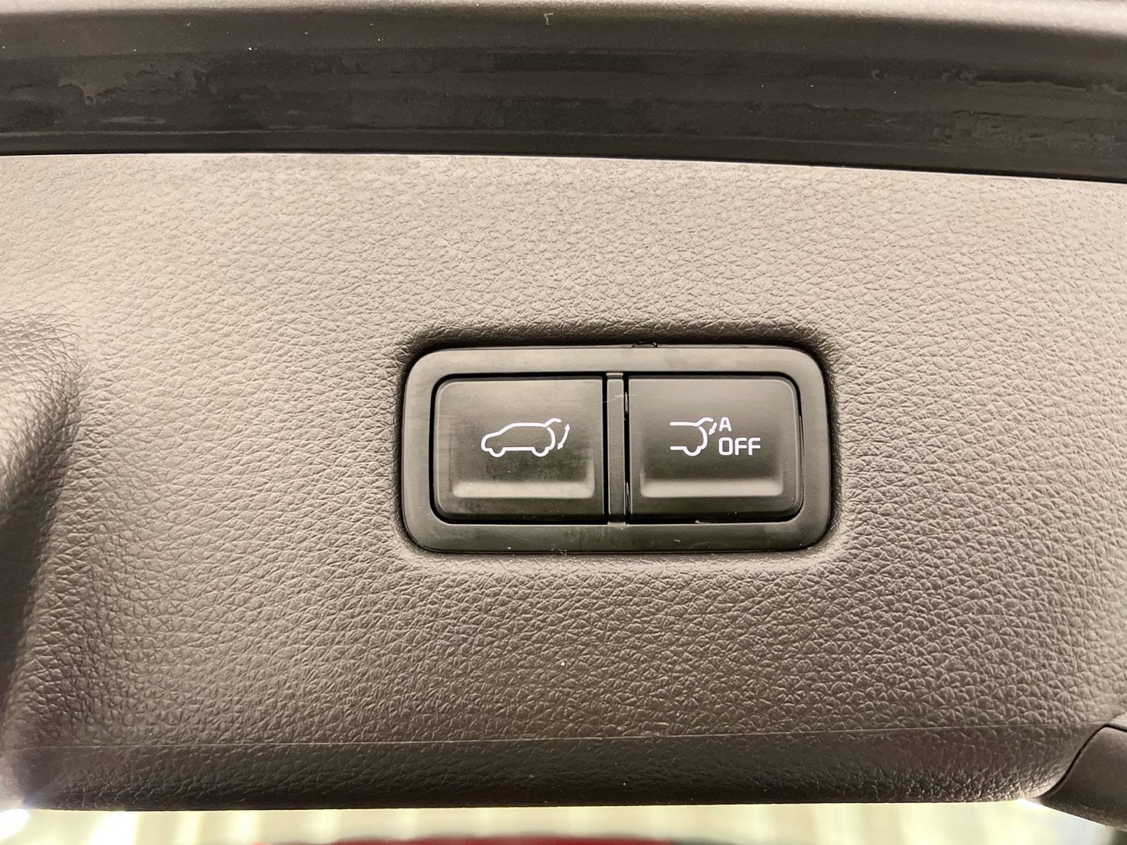 2023 Kia Carnival SX