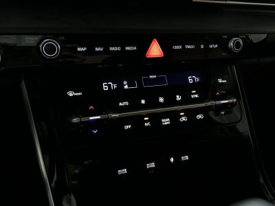 2024 Kia Carnival SX