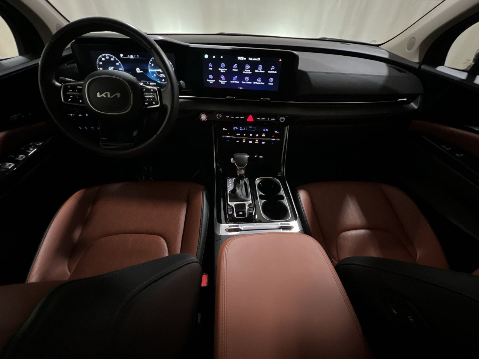 2024 Kia Carnival SX