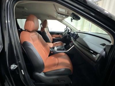 2024 Kia Carnival SX