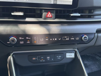2026 Kia Carnival SX