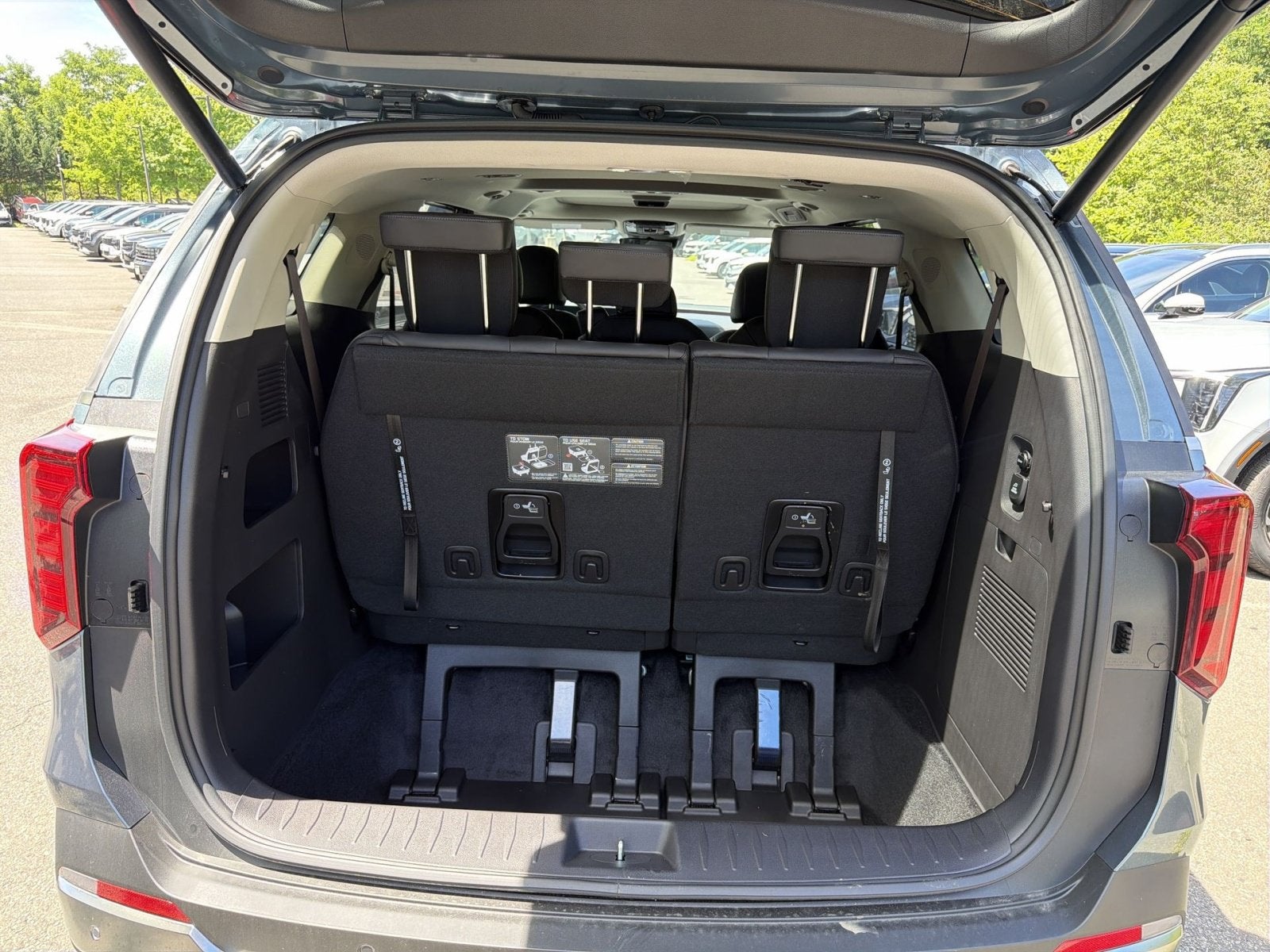 2026 Kia Carnival SX