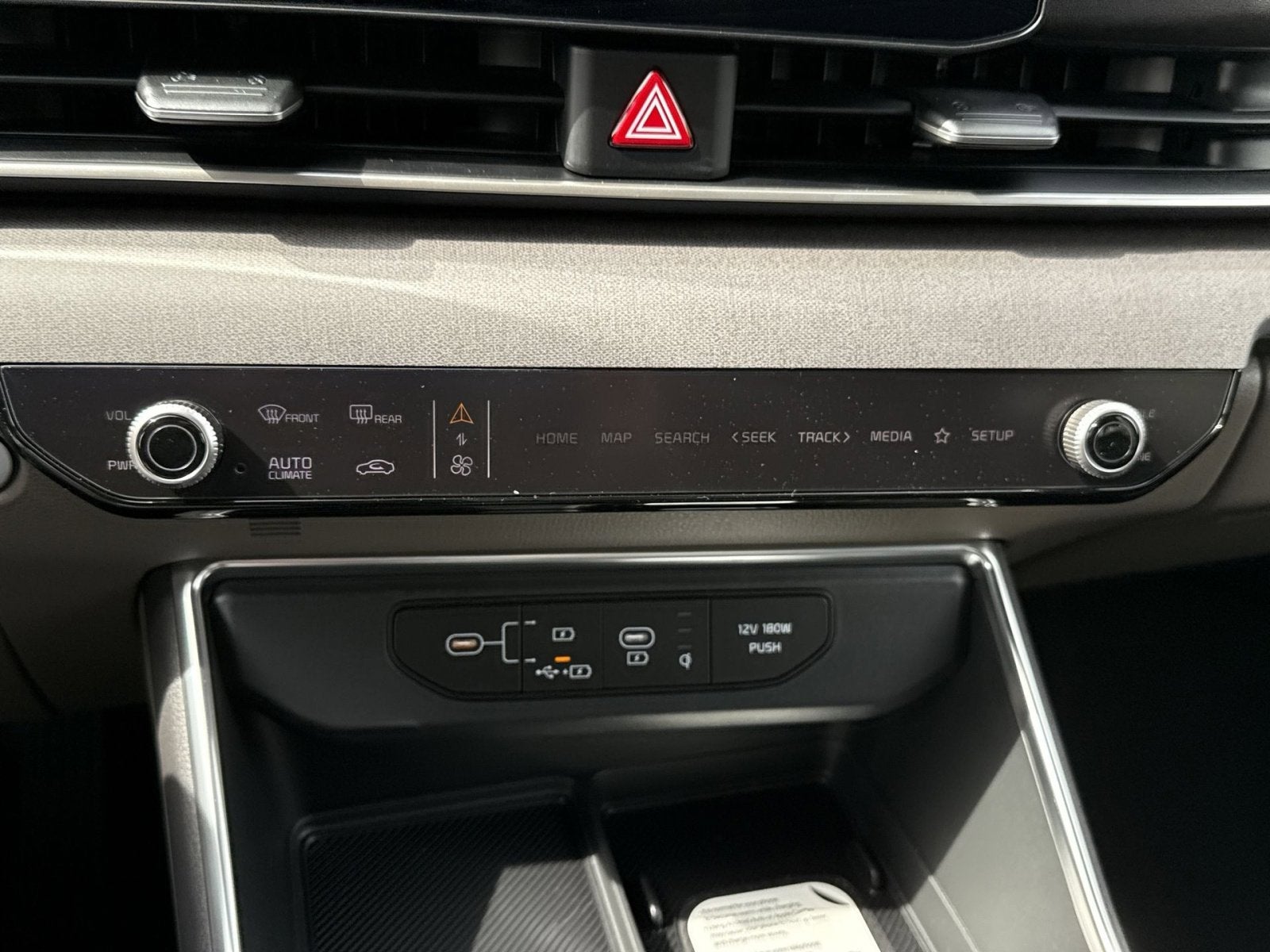 2026 Kia Carnival Hybrid SX