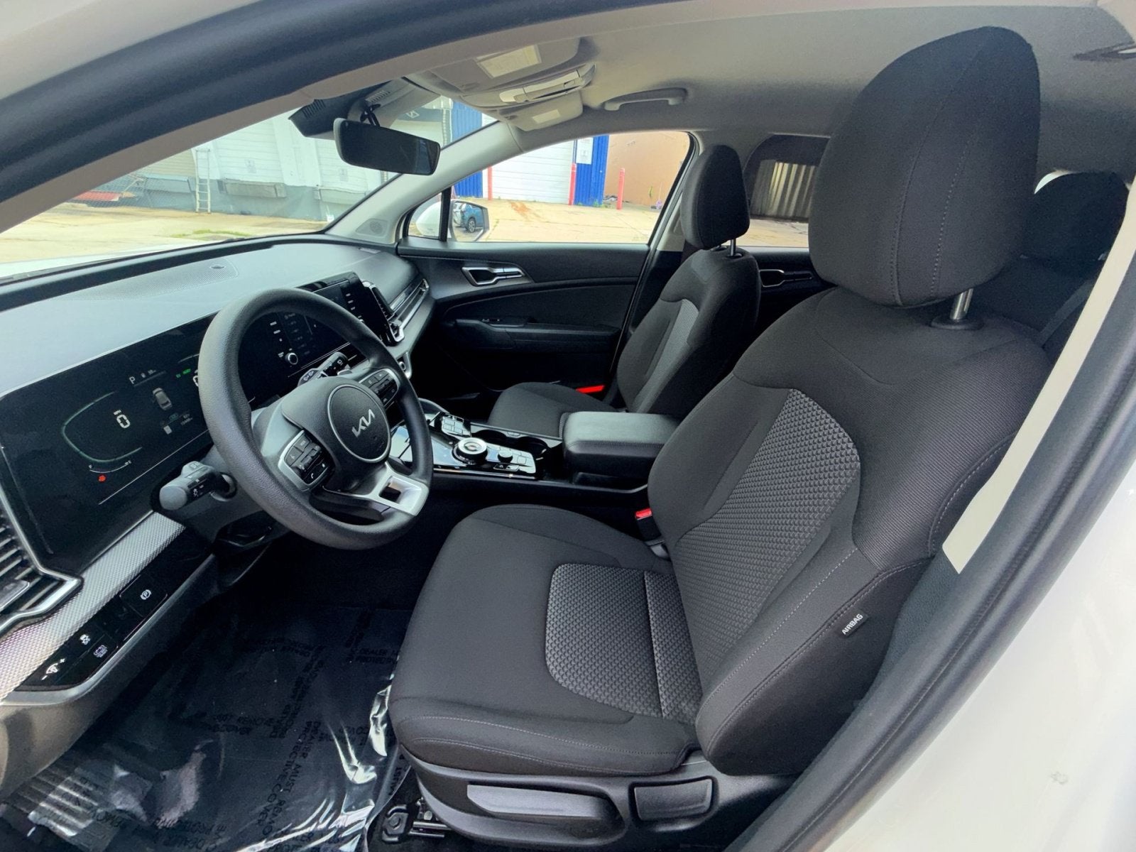 2023 Kia Sportage Hybrid LX