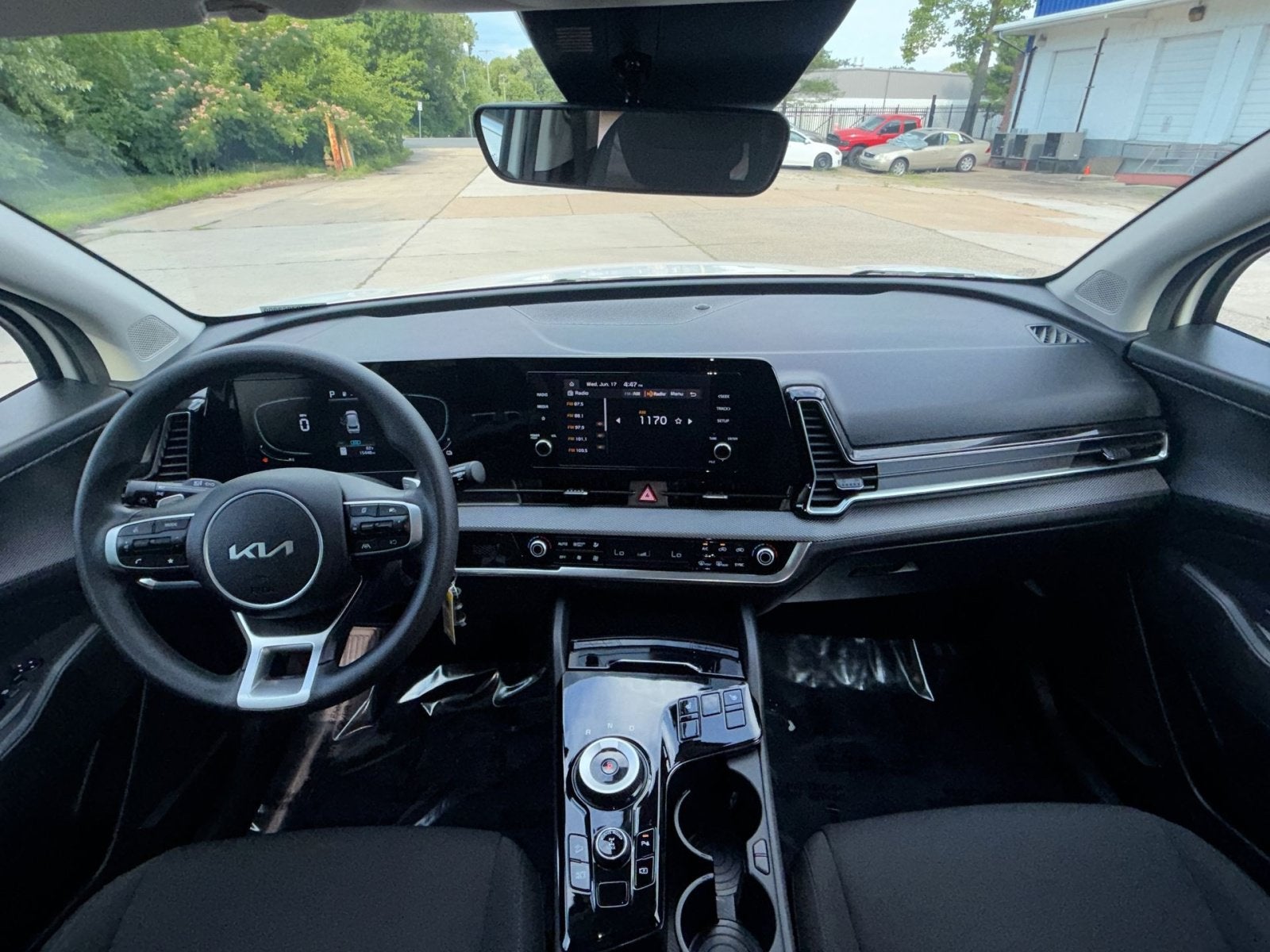 2023 Kia Sportage Hybrid LX