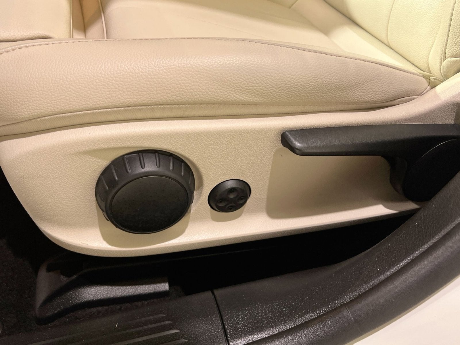 2022 Mercedes-Benz A-Class A 220