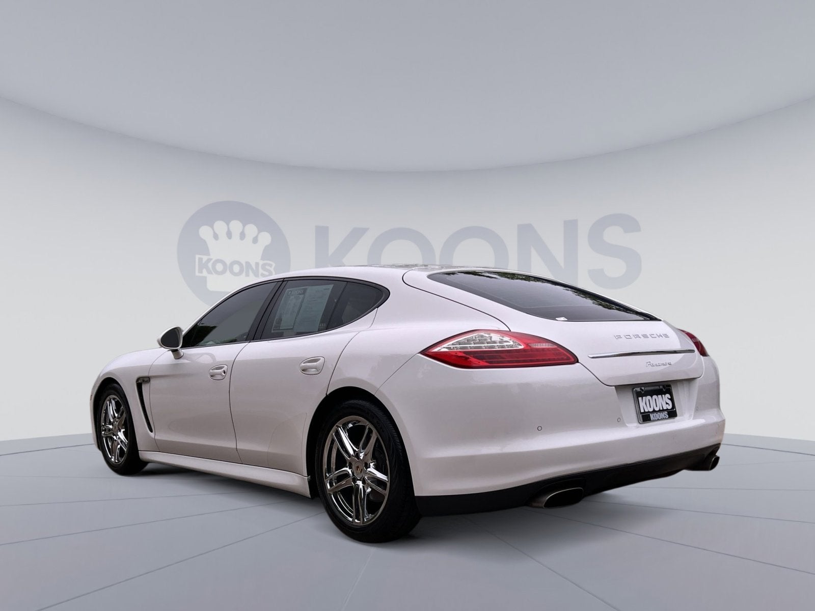 2011 Porsche Panamera Base