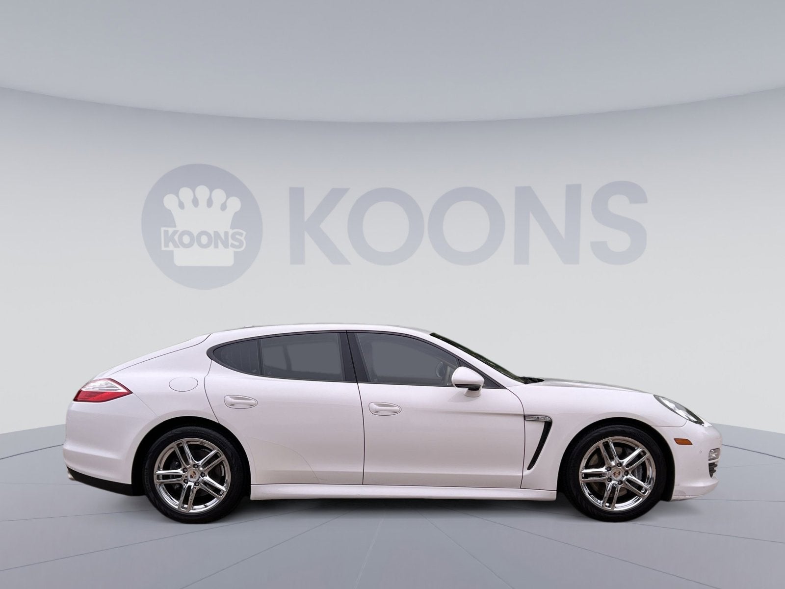 2011 Porsche Panamera Base