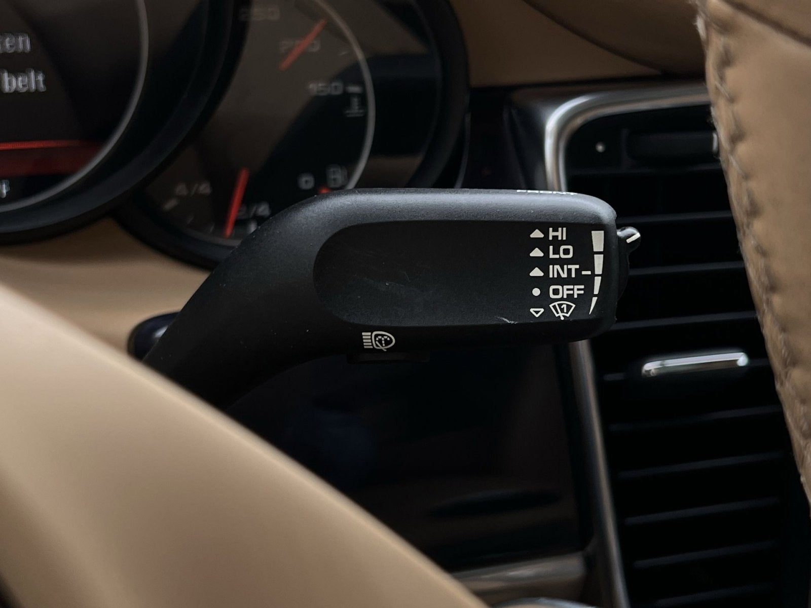 2011 Porsche Panamera Base