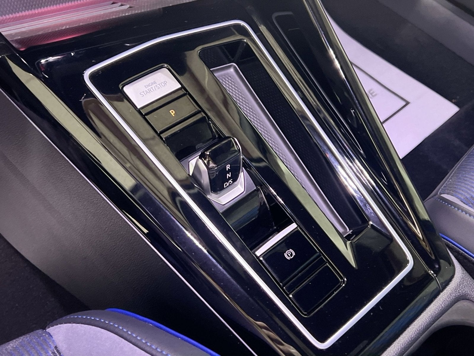 2025 Volkswagen Golf R 2.0T