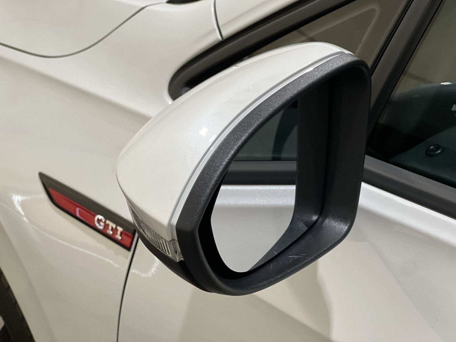 2024 Volkswagen Golf GTI 2.0T SE