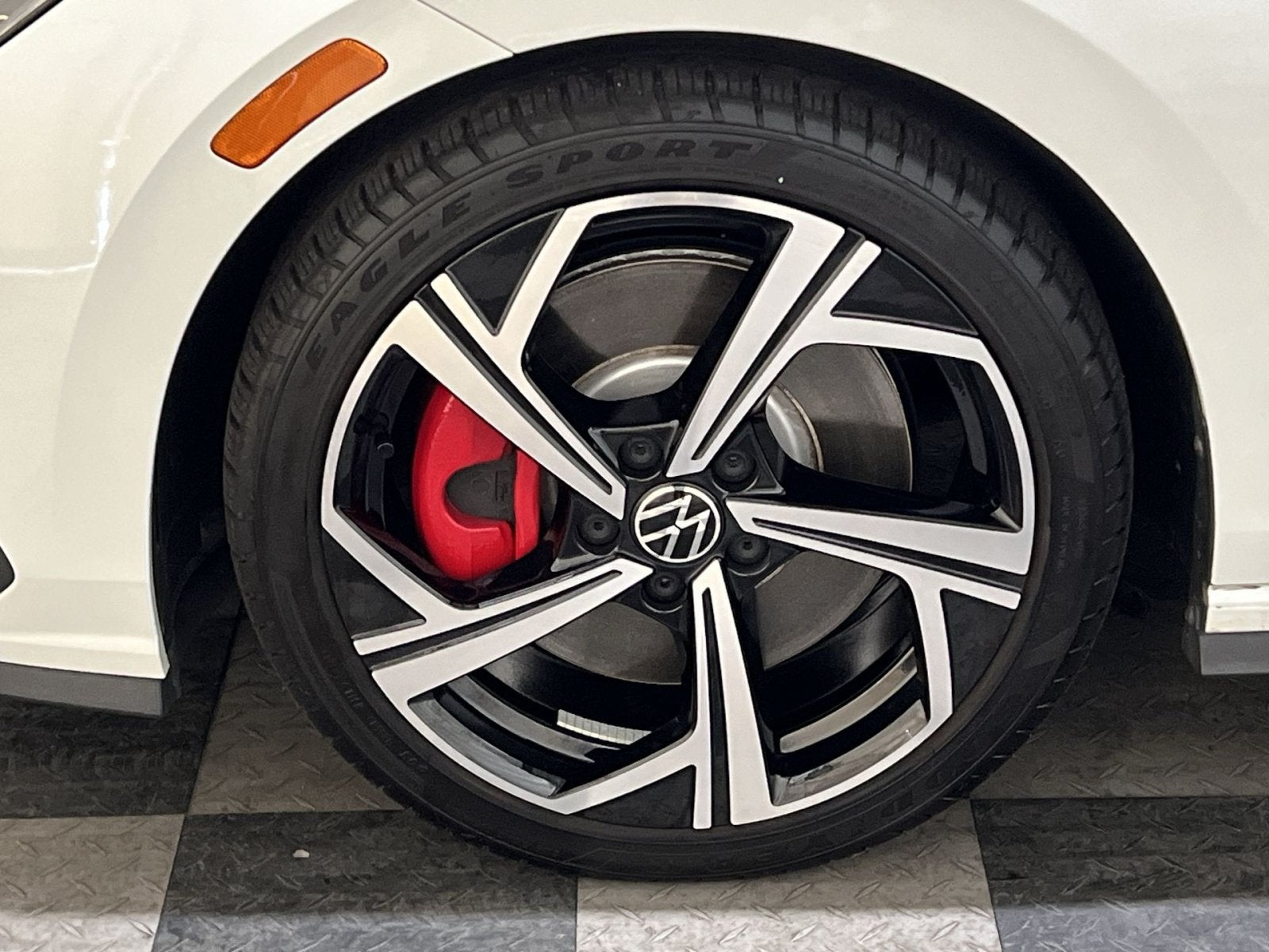 2024 Volkswagen Golf GTI 2.0T SE