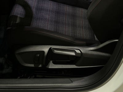 2024 Volkswagen Golf GTI 2.0T SE