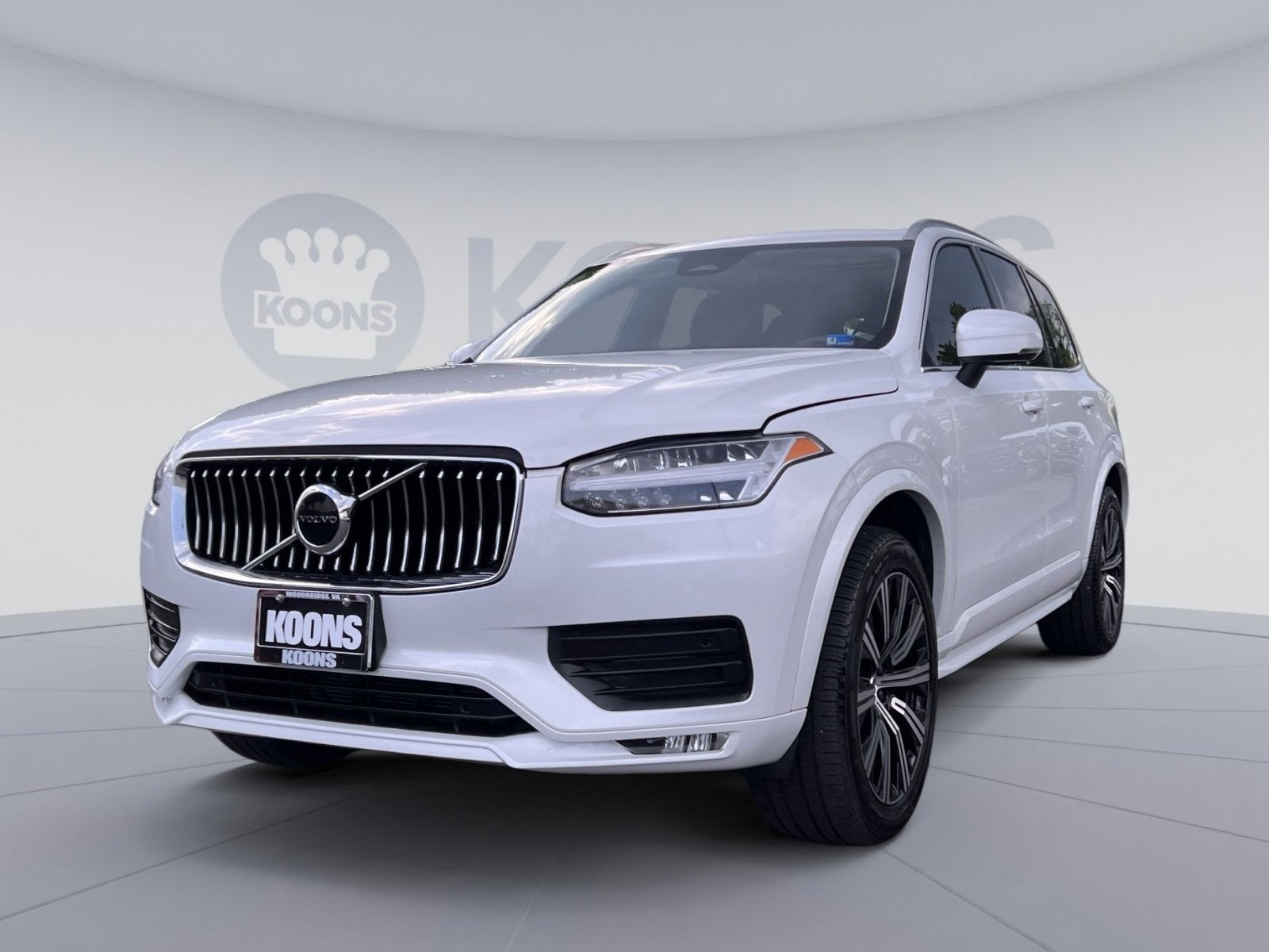 2023 Volvo XC90 B5 Core