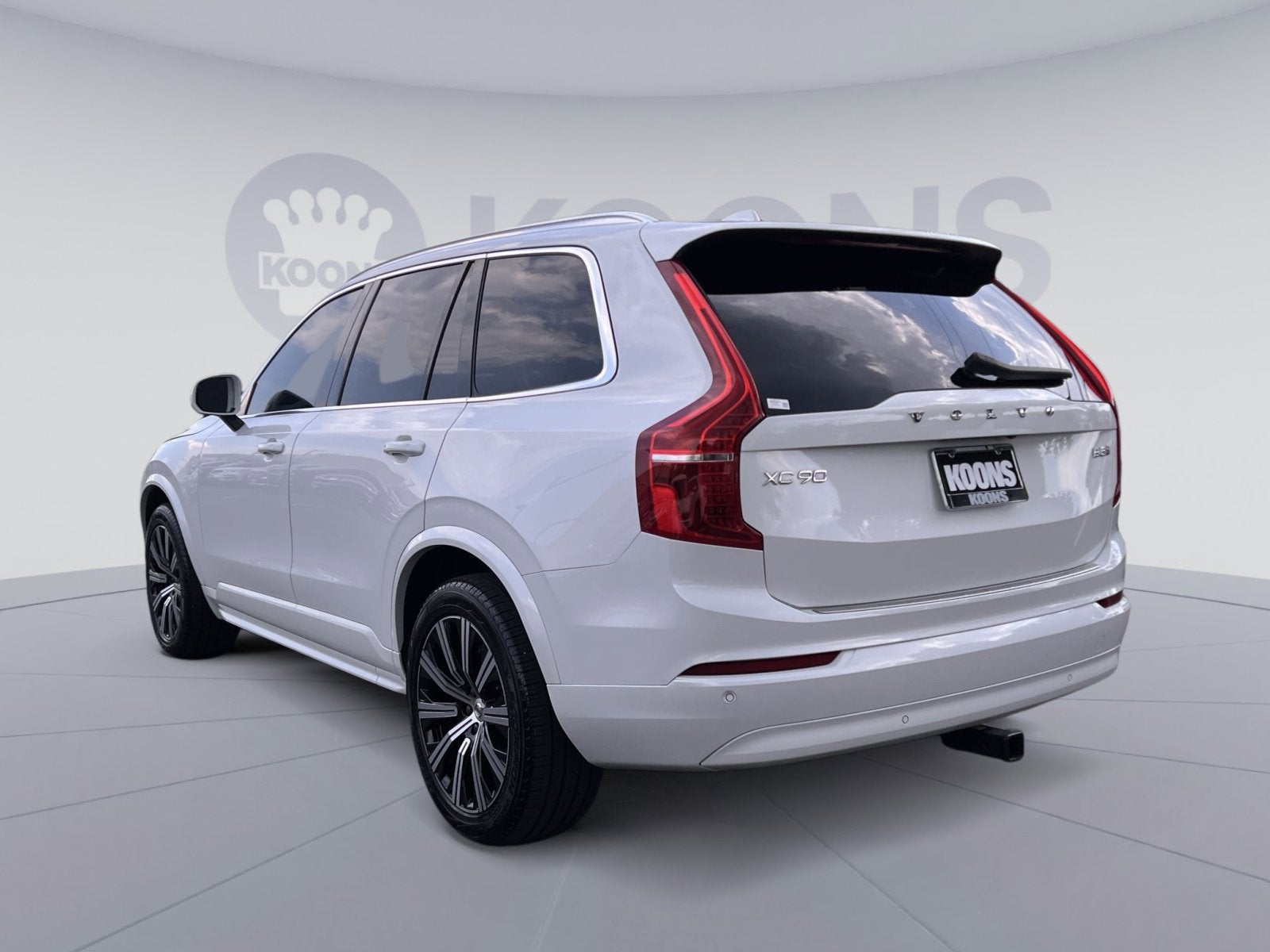 2023 Volvo XC90 B5 Core
