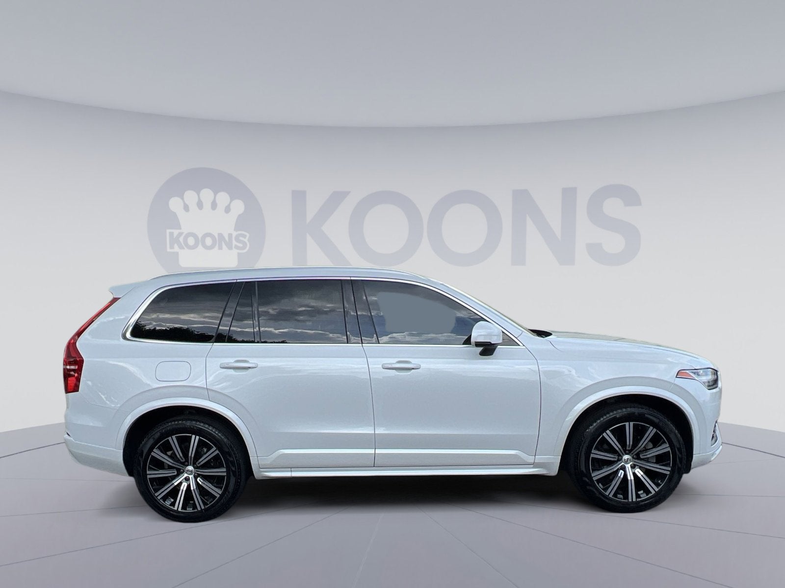 2023 Volvo XC90 B5 Core