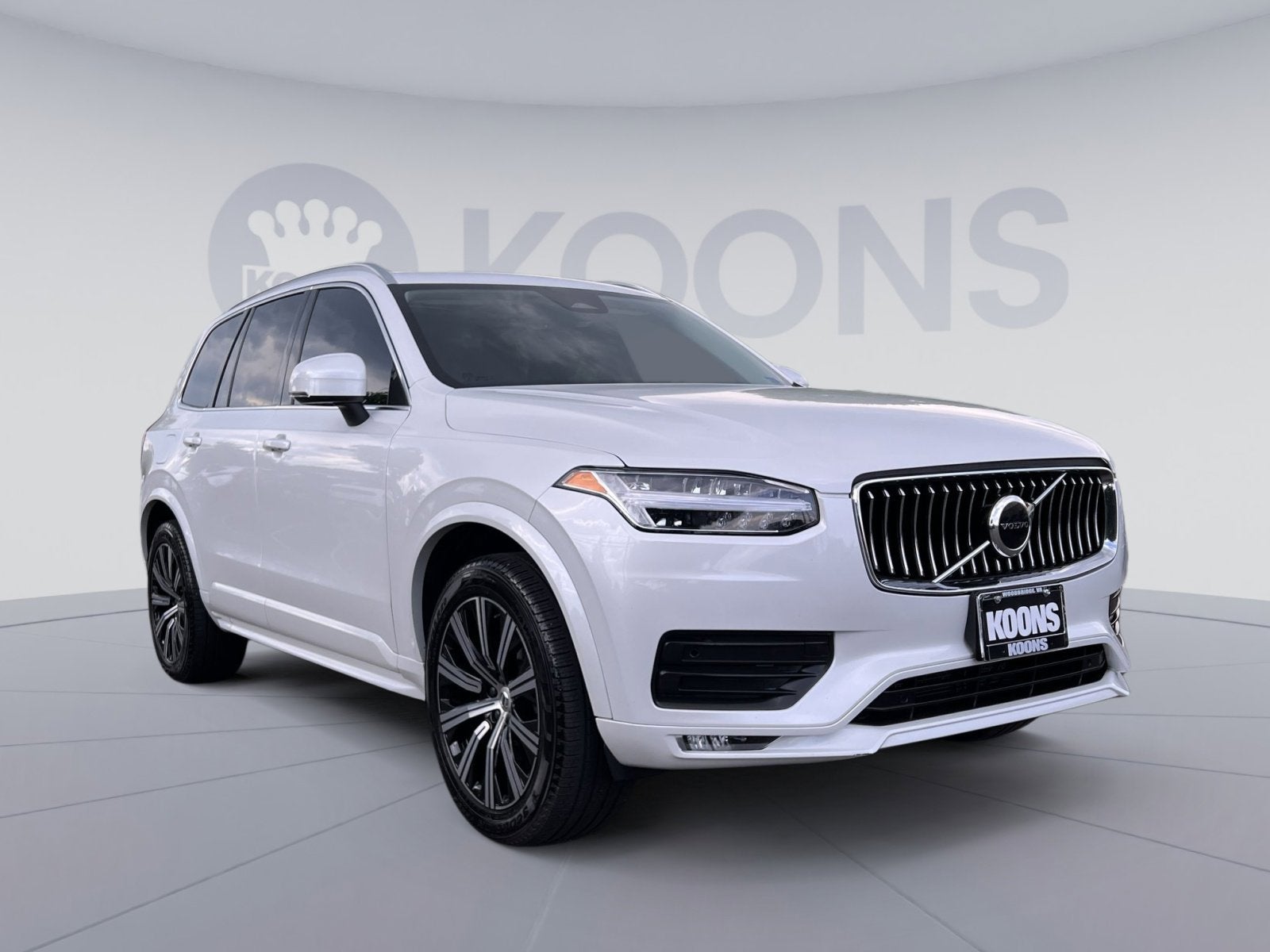 2023 Volvo XC90 B5 Core