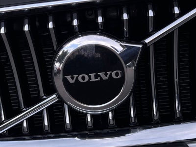 2023 Volvo XC90 B5 Core