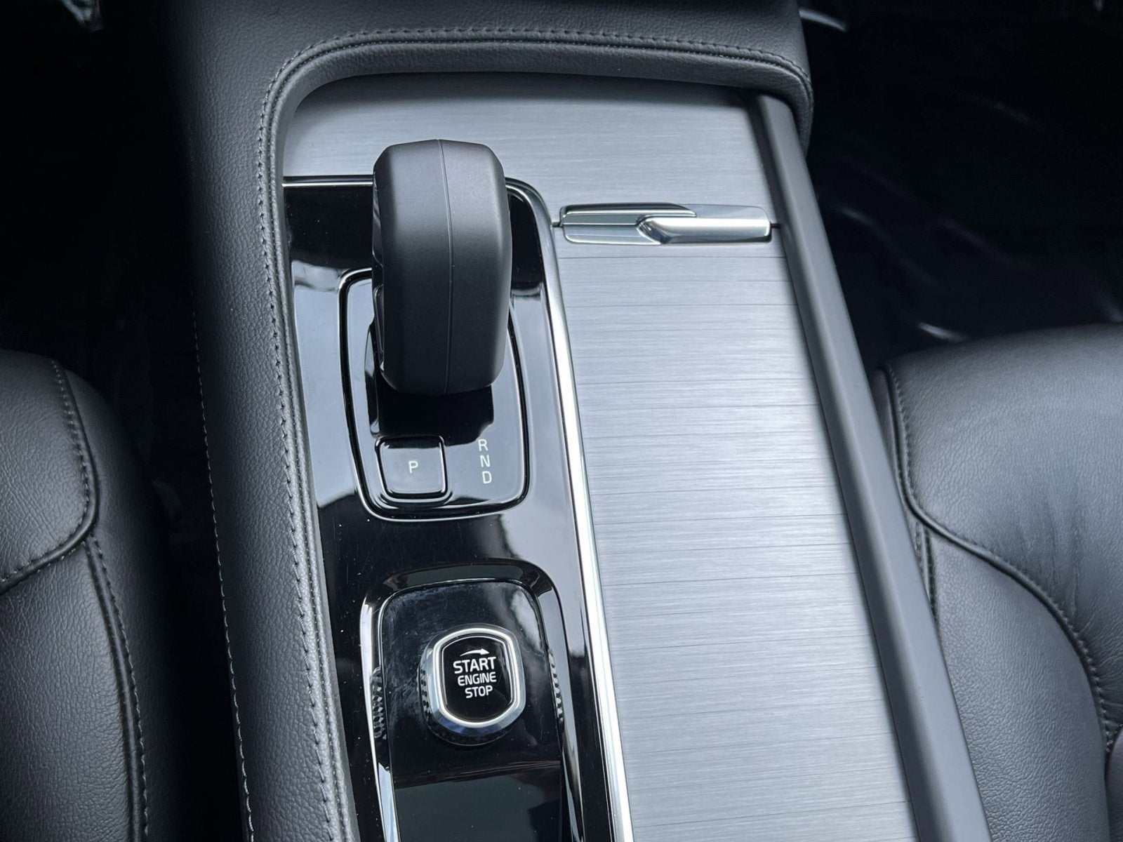 2023 Volvo XC90 B5 Core